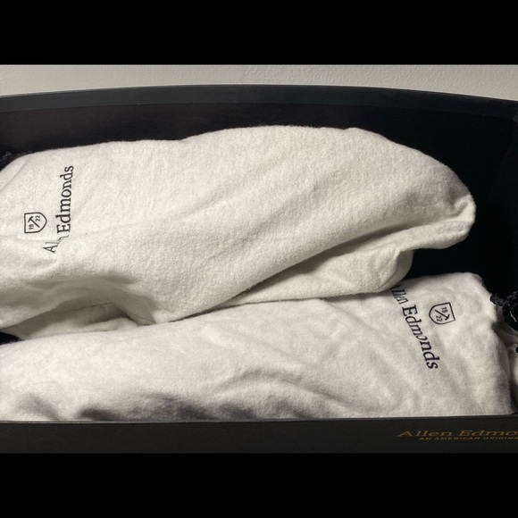 (SOLD)Allen Edmonds 5th Avenue Men's Captoe Oxford - Picture 8 of 8